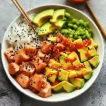 Poké Bowl mit Lachs Rezept - Gesund und einfach in der Zubereitung